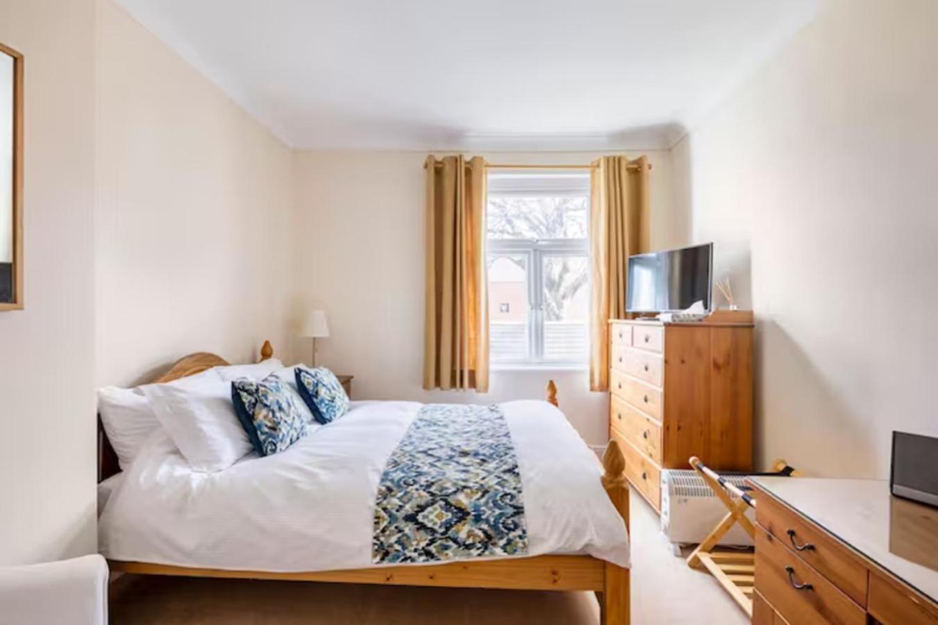 Room With Private Bath In Pontcanna Cardiff Exterior foto